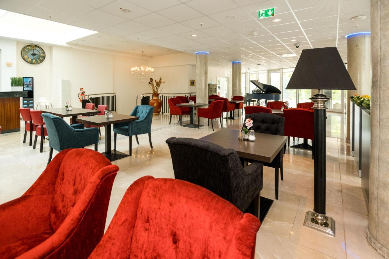 Отель Schopenhauer Hof 4*